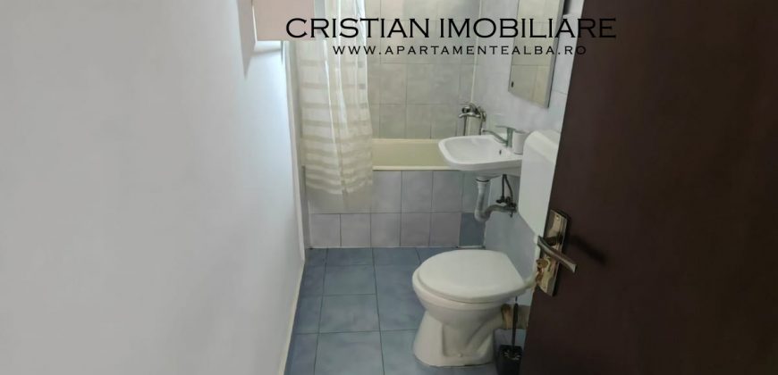 Apartament 2 camere, etaj 1, mobilat, utilat, Cetate, zona Bulevard!