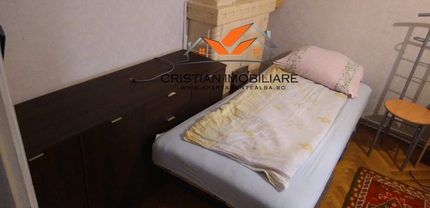 Casa 5 camere, cu garaj de inchiriat pentru echipa de muncitori!