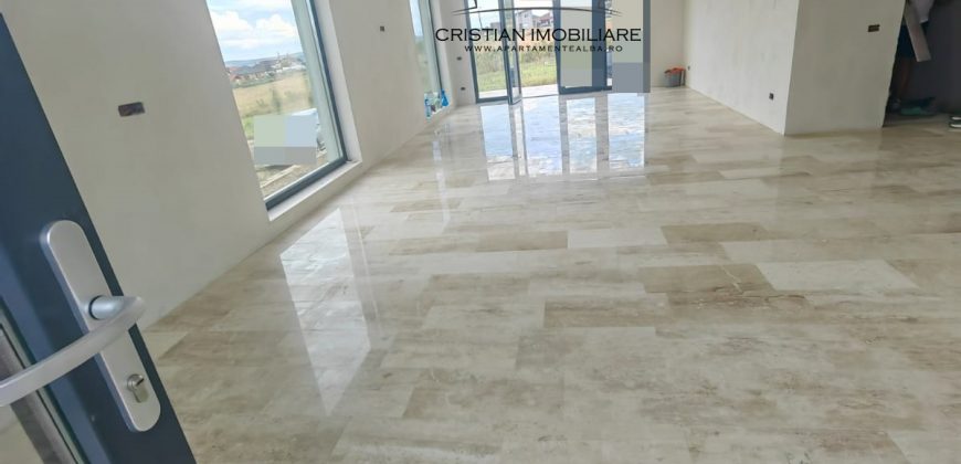 Casa pe un nivel, 500 mp, Alba Micesti!