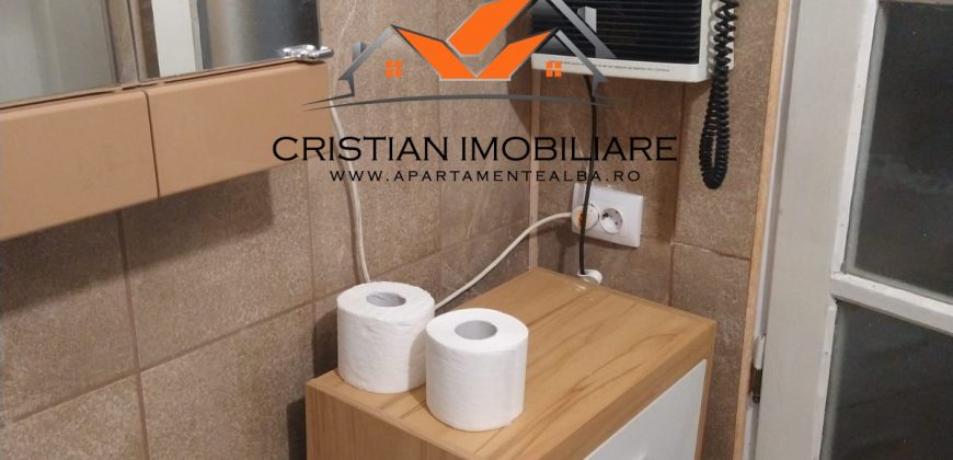 Casa 5 camere, cu garaj de inchiriat pentru echipa de muncitori!