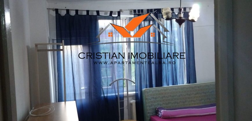 Casa 5 camere, cu garaj de inchiriat pentru echipa de muncitori!