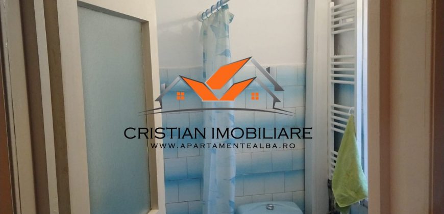 Casa 5 camere, cu garaj de inchiriat pentru echipa de muncitori!