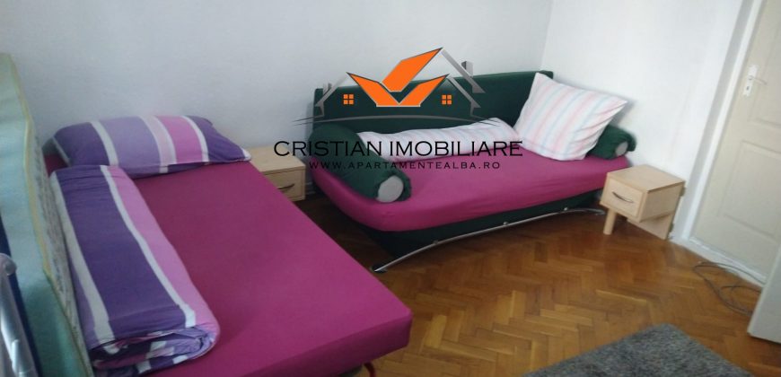 Casa 5 camere, cu garaj de inchiriat pentru echipa de muncitori!