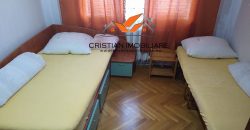 Casa 5 camere, cu garaj de inchiriat pentru echipa de muncitori!