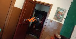 Apartament 2 camere , etaj 3, bloc de caramida, Cetate, zona buna!