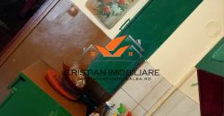 Apartament 2 camere , etaj 3, bloc de caramida, Cetate, zona buna!