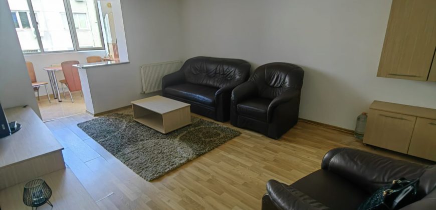 Apartament 3 camere ,finisat, mobilat, utilat, Cetate!