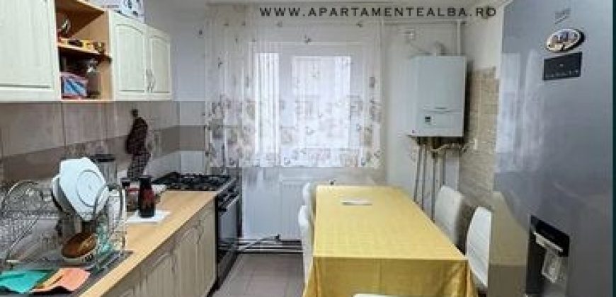 Apartament 2 camere, etaj 3, finisat, mobilat, Ampoi 1!