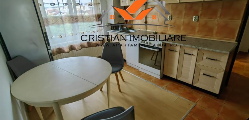 Apartament 3 camere decomandat , etaj 3, bloc nou, Cetate-PIATA!