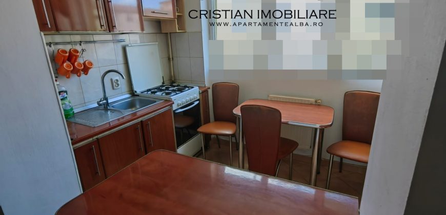 Apartament 3 camere ,finisat, mobilat, utilat, Cetate!