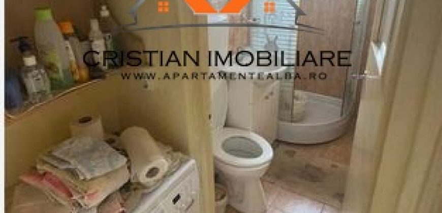 Apartament 3 camere, etaj 2, bloc de caramida, Cetate!