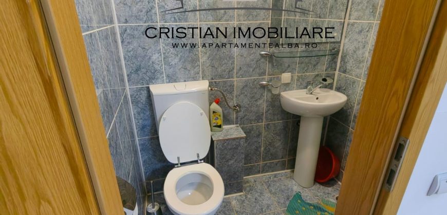Apartament 3 camere decomandat , etaj 1, cu scara interioara si garaj,Tolstoi !