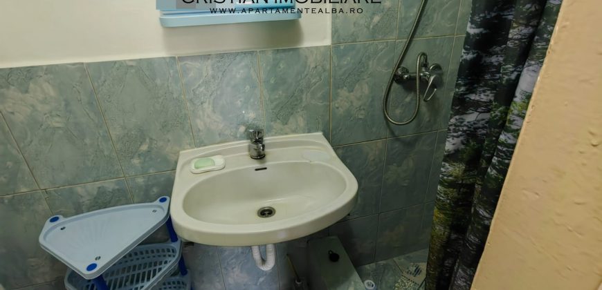 Garsoniera de inchiriat , in vila, mobilata, utilata, zona Centru!