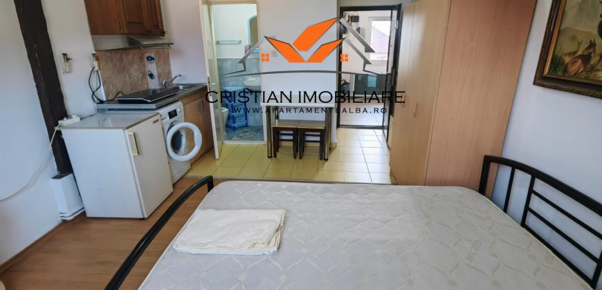 Garsoniera de inchiriat , in vila, mobilata, utilata, zona Centru!