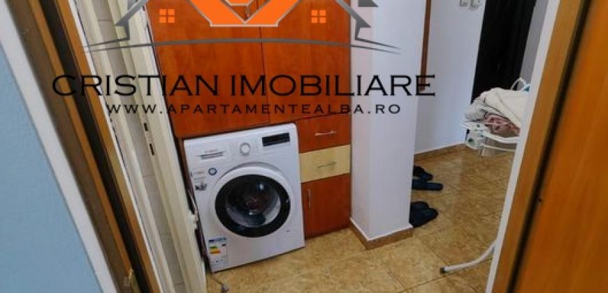 Apartament 2 camere decomandat, finisat, Cetate, aproape de Bulevard!