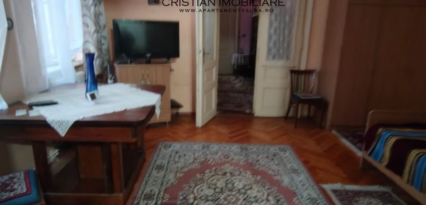 Casa 5 camere + anexe, 489 mp teren, Centru!