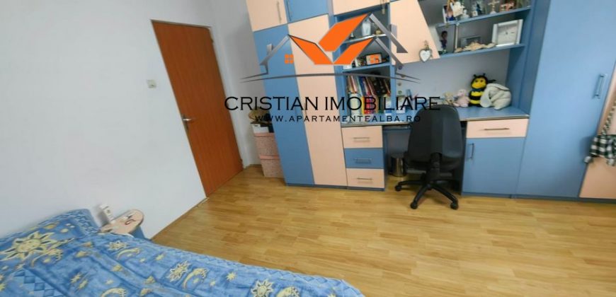 Apartament 2 camere decomandat, finisat, Cetate, aproape de Bulevard!