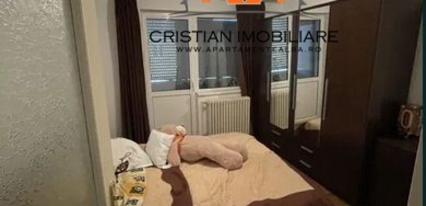 Apartament 3 camere, mobilat, utilat, Cetate !