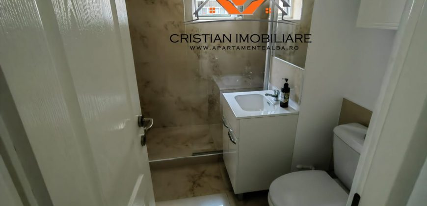 Apartament 3 camere decomandat, etaj 2, finisat, mobilat, utilat, Cetate-Mercur !