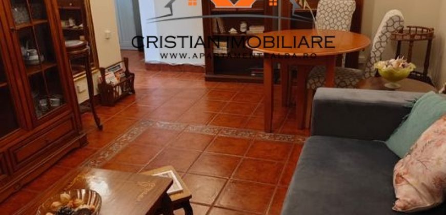 Apartament 3 camere decomandat, etaj 3, finisat,mobilat, utilat complet,2 bai, zona Tolstoi!