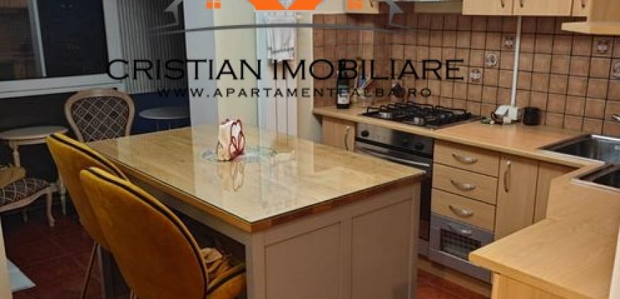 Apartament 3 camere decomandat, etaj 3, finisat,mobilat, utilat complet,2 bai, zona Tolstoi!