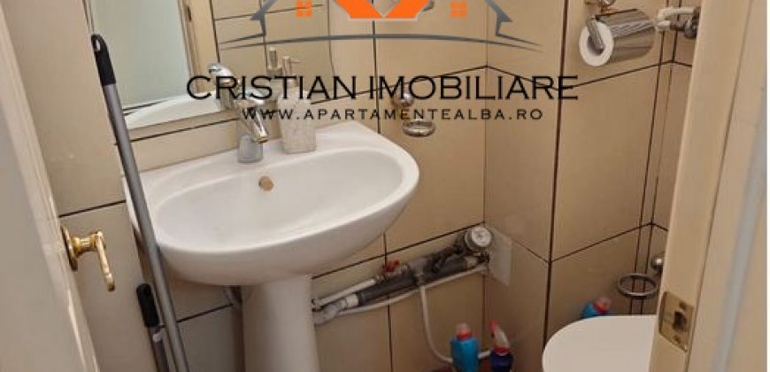 Apartament 3 camere decomandat, etaj 3, finisat,mobilat, utilat complet,2 bai, zona Tolstoi!