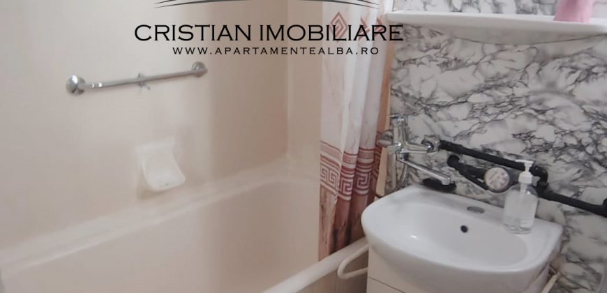 Apartament 4 camere, 62 mp, Cetate-B-dul Transilvaniei !