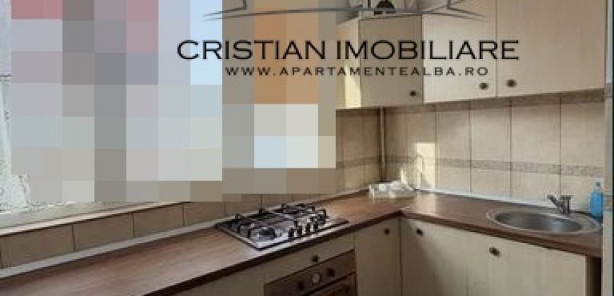 Apartament 3 camere de inchiriat, bloc nou, mobilat, utilat, Centru !