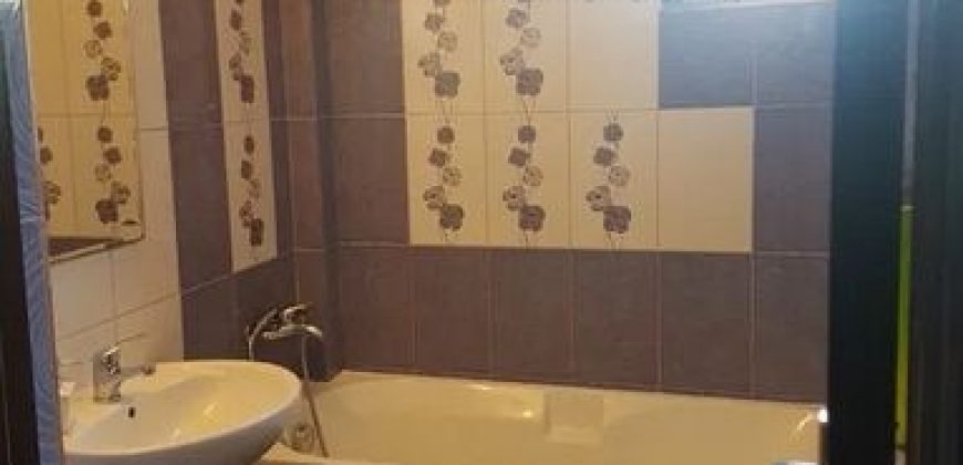 Apartament 3 camere de inchiriat, bloc nou, mobilat, utilat, Centru !