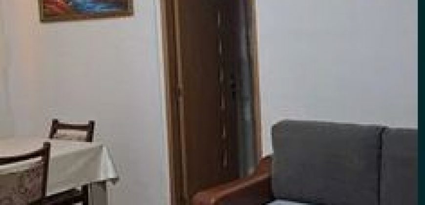 Apartament 2 camere , etaj 2, zona buna, Cetate !
