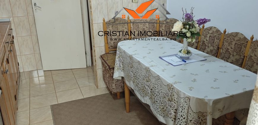 Apartament 3 camere decomandat, mobilat, utilat, Cetate!