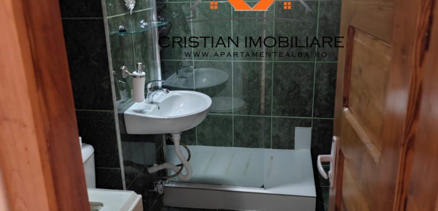 Apartament 2 camere, Parter inalt, cu balcon, Cetate!