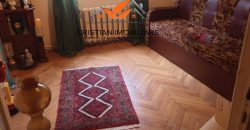 Apartament 3 camere , etaj 1, izolat exterior, Cetate!