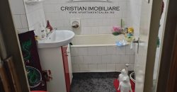 Apartament 3 camere , etaj 1, izolat exterior, Cetate!