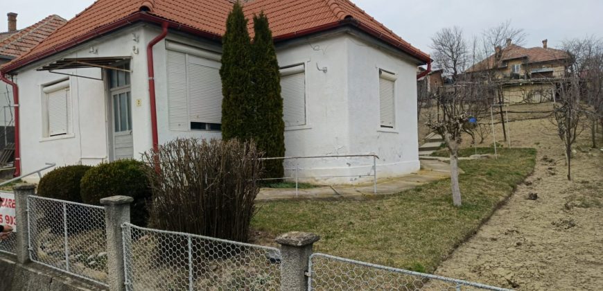 Casa individuala, 593 mp teren, Blaj-pe Hula!