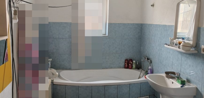 Casa de vanzare cu 2200 mp teren , Paraul lui Mihai!