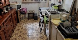 Apartament 3 camere decomandat , etaj 2, cu 2 bai, Cetate!