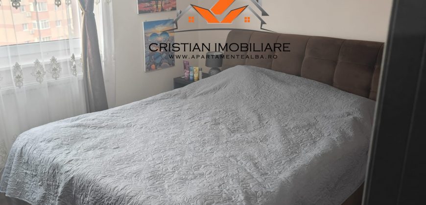 Apartament 2 camere modificat in 3 camere, mobilat, utilat, Cetate-Liceul Sportiv!