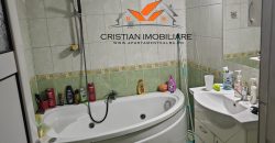 Apartament 3 camere decomandat, 2 bai, balcon inchis, Cetate-MERCUR!