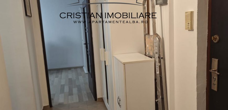 Apartament 2 camere decomandat, etaj 2, mobilat, utilat, Cetate-Mercur!