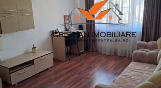 Apartament 2 camere decomandat, etaj 3, Cetate-Mercur!