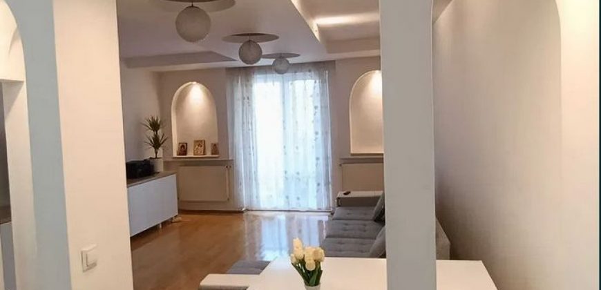 Apartament 3 camere, 105 mp, finisat, partial mobilat,zona Centru-Gara !