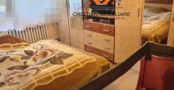 Apartament 3 camere decomandat, 2 bai, balcon inchis, Cetate-MERCUR!