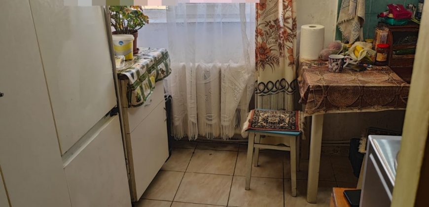 Garsoniera , etaj 3, Cetate-Lidl!