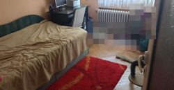 Apartament 3 camere decomandat, 2 bai, balcon inchis, Cetate-MERCUR!