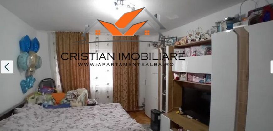 Apartament 2 camere decomandat, etaj 3, Ampoi 2!