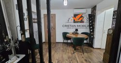 Apartament 3 camere, etaj 3, foste proprietati, finisat, Cetate!