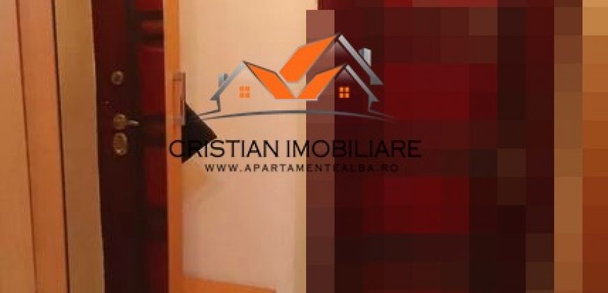 Garsoniera , etaj 1, mobilata, utilata, Cetate!