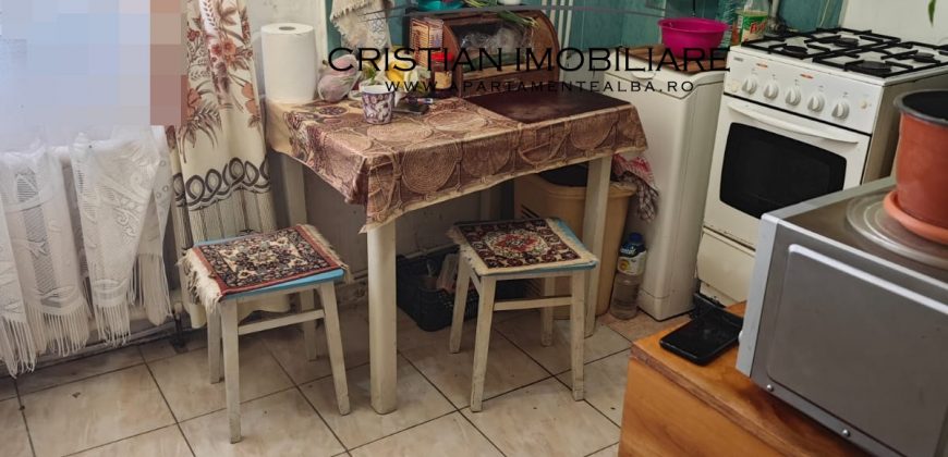 Garsoniera , etaj 3, Cetate-Lidl!