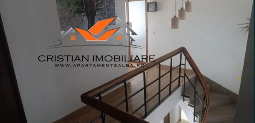 Apartament 5 camere, cu scara interioara, Cetate-Stadion !